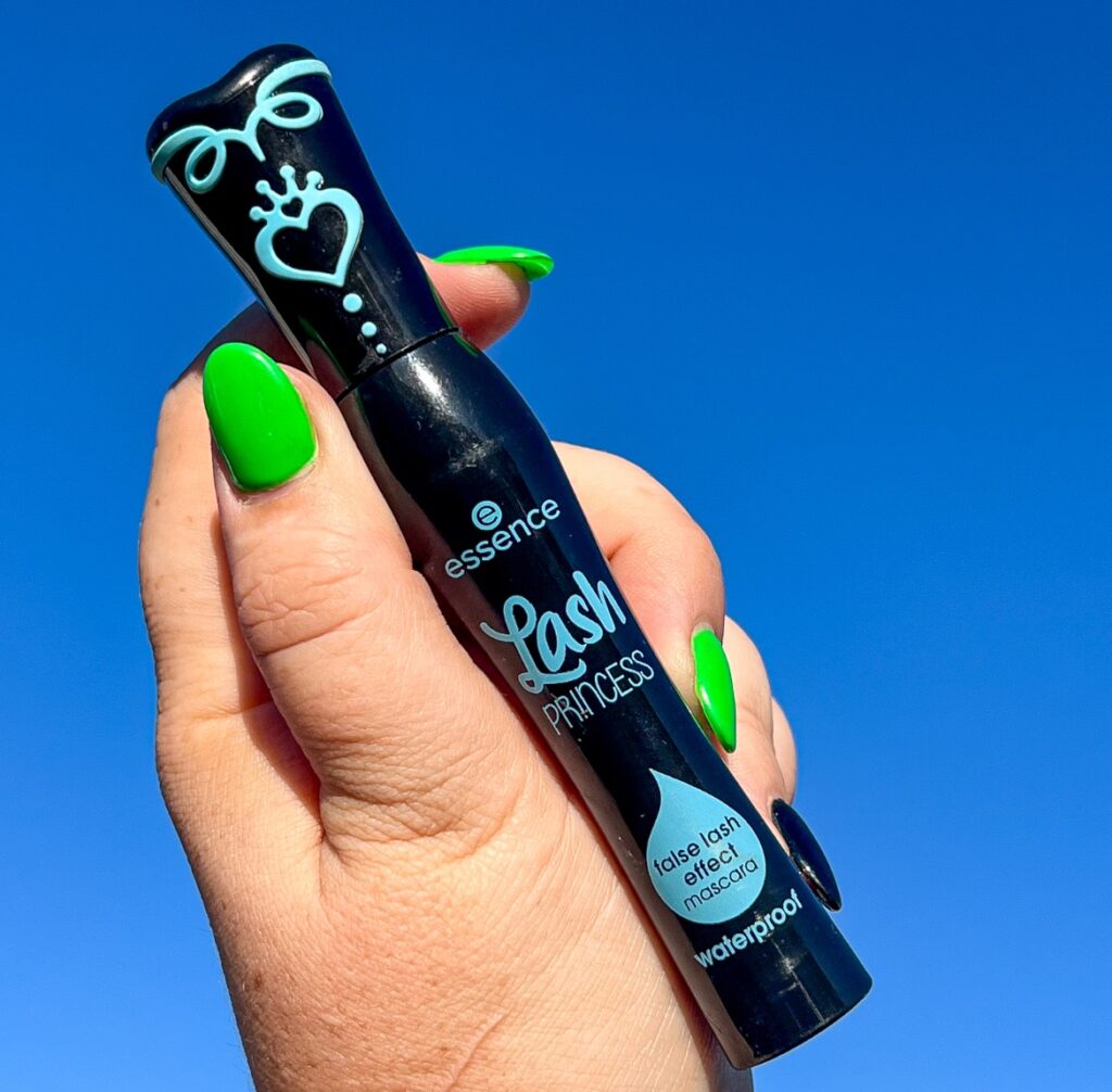 essence princess lash effect mascara extra waterproof