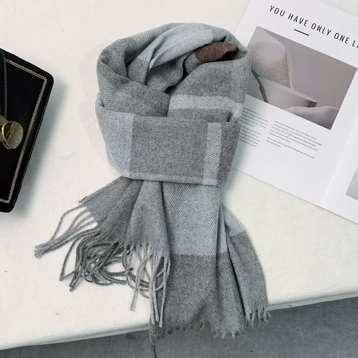 New trendy scarves