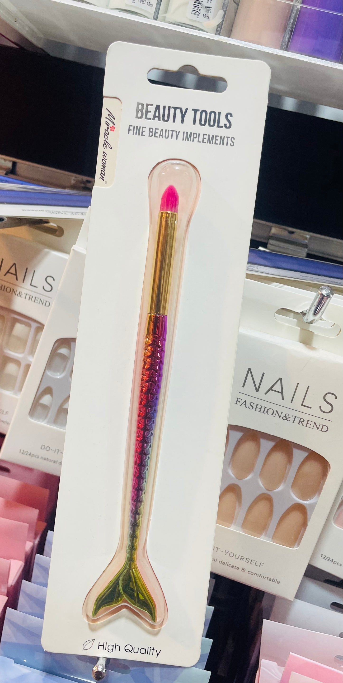BEAUTY TOOLS FINE BEAUTY IMPLEMENTS HIGH QUALITY