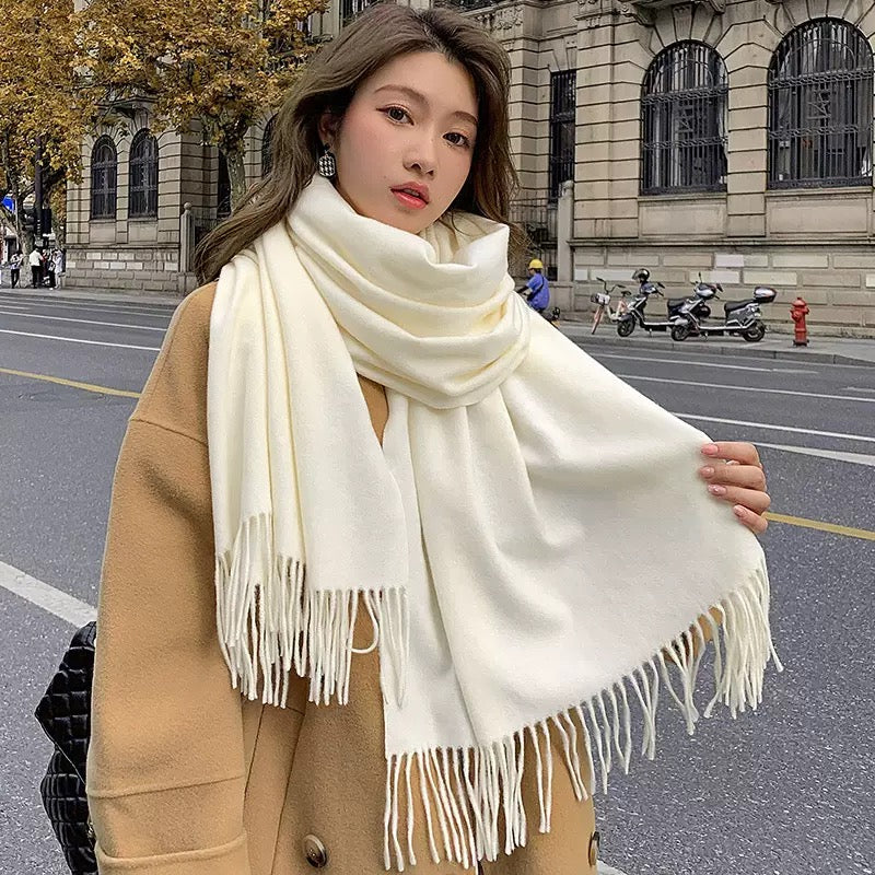 New trendy Scarves 2025