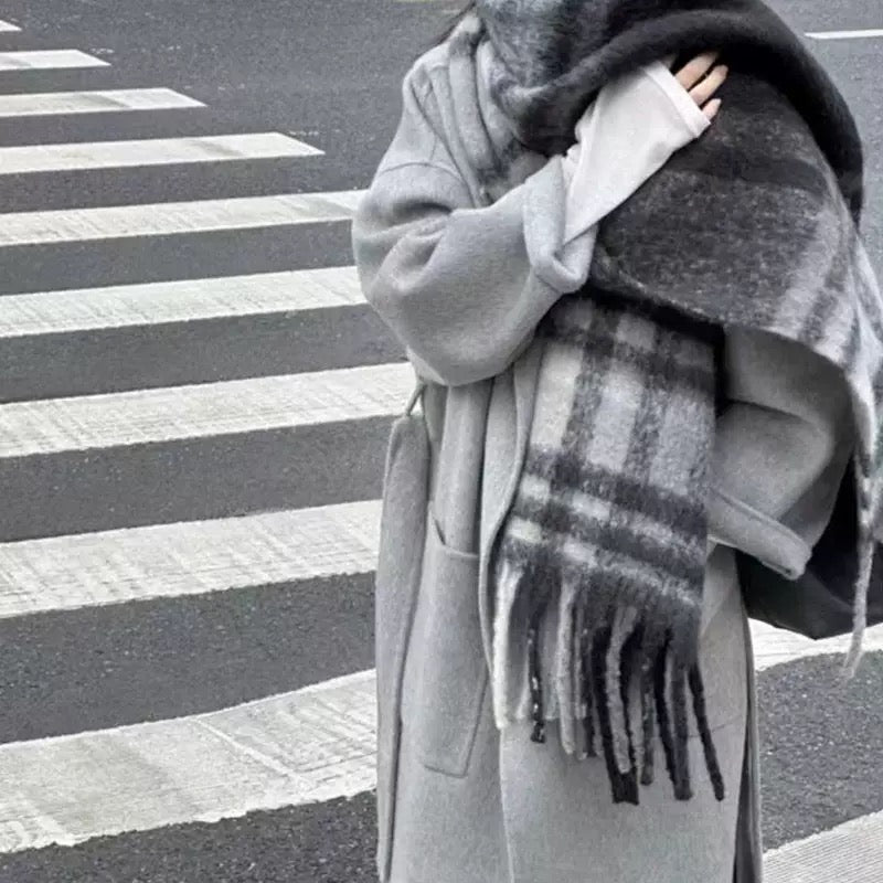 New Trendy scarves 2025