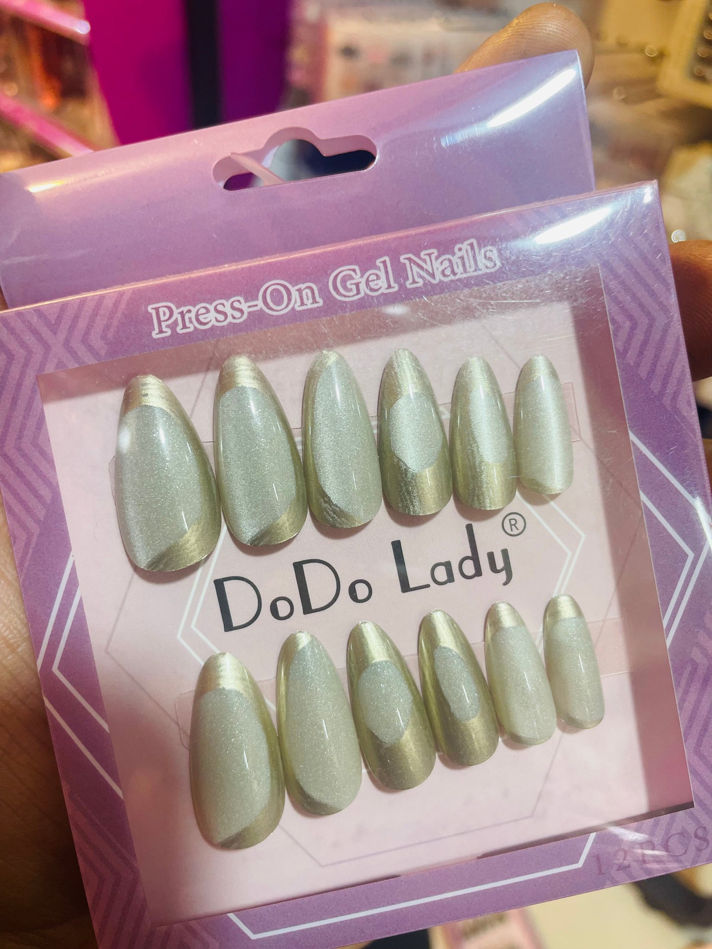 Fake nails 12 pieces with plastic glue