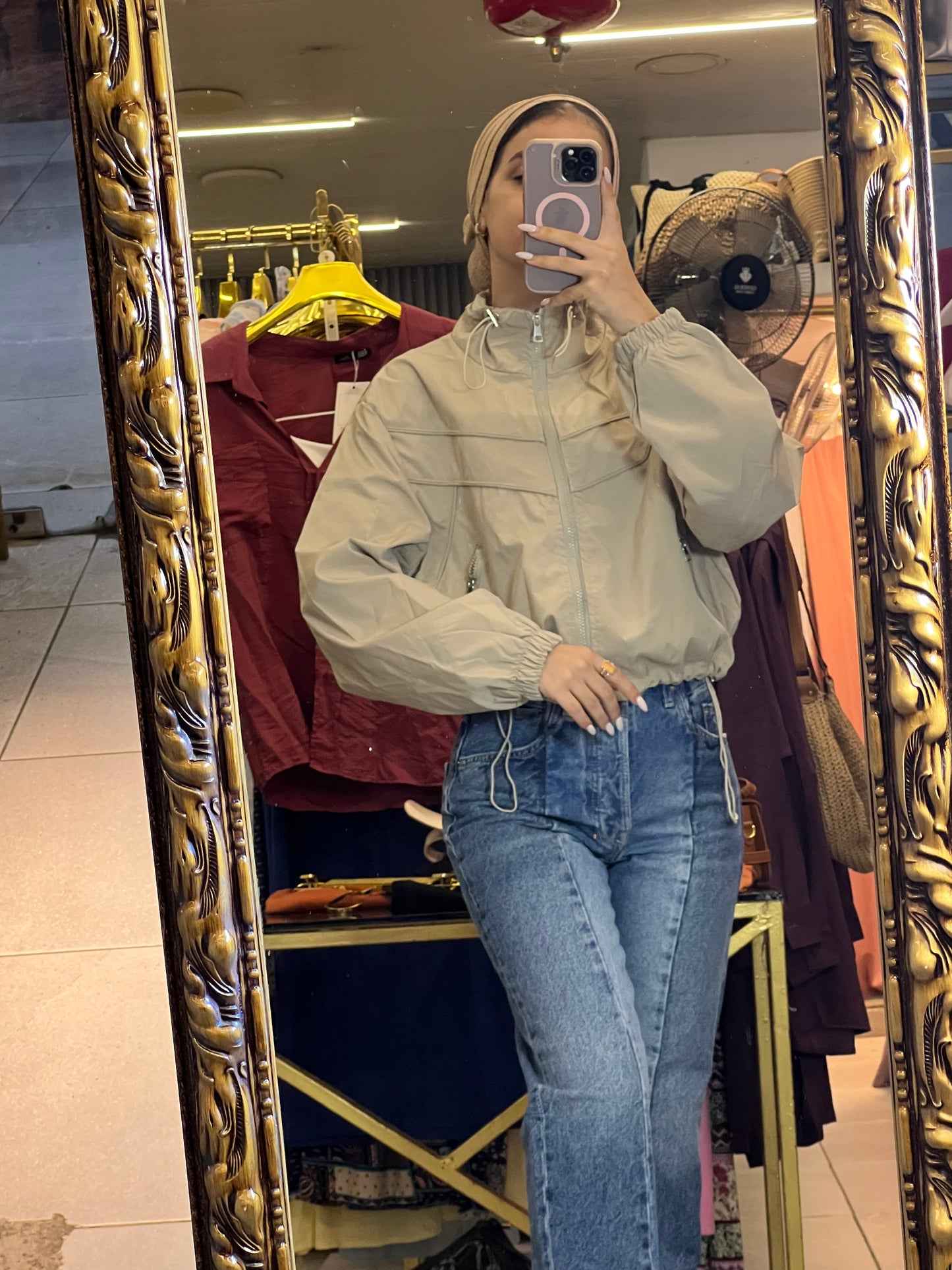 Jacket parachutes
