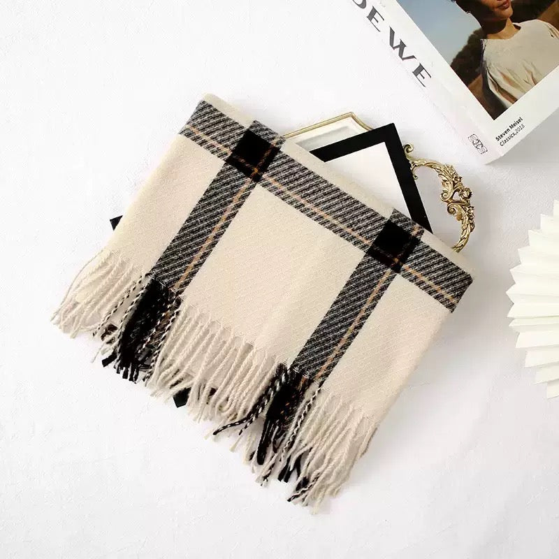 New trendy scarves