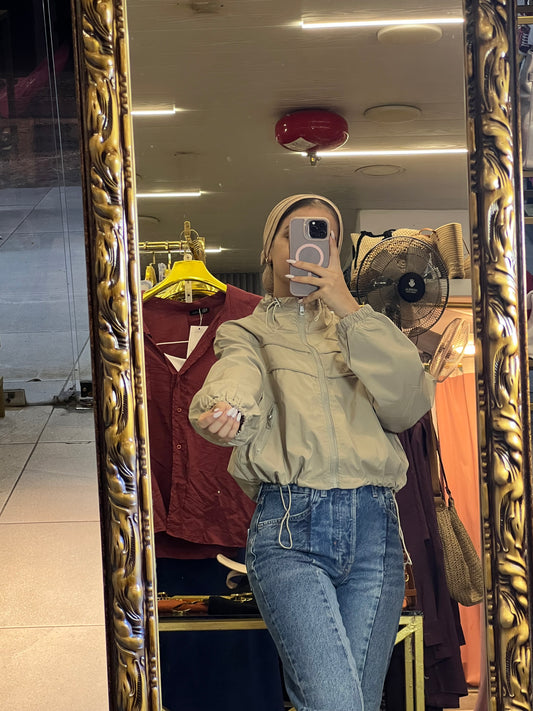 Jacket parachutes