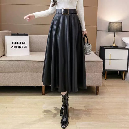 Leather skirt with belt
