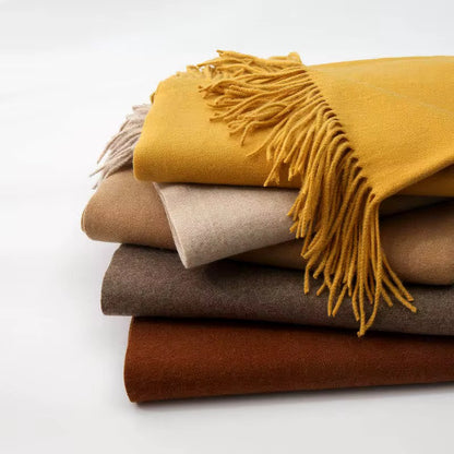 New trendy Scarves 2025