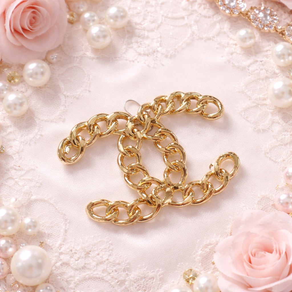 Brooch