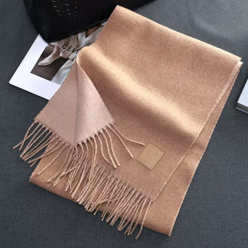 New trendy scarves 2025