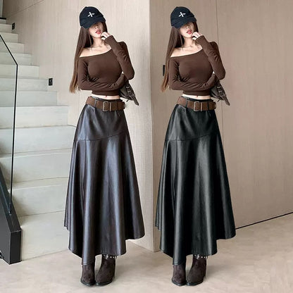 Leather skirt with belt
