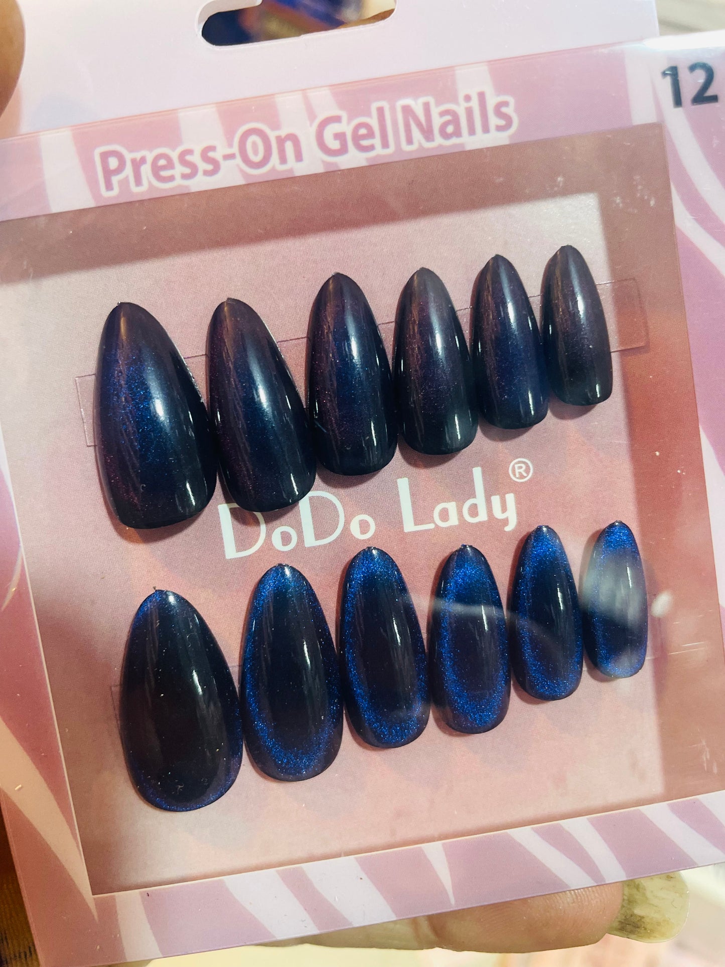 Fake nails 12 pieces with plastic glue