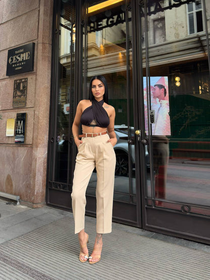 Zara models pants with belt