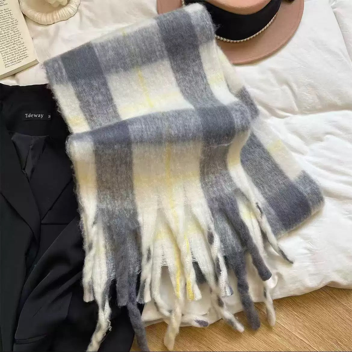 New Trendy scarves 2025/2026