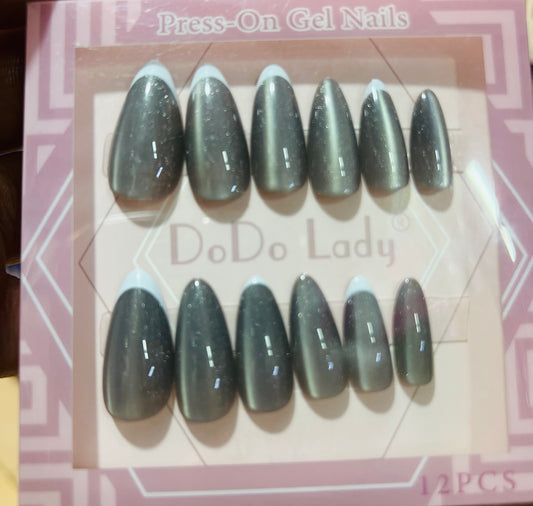 Fake nails 12 pieces with plastic glue