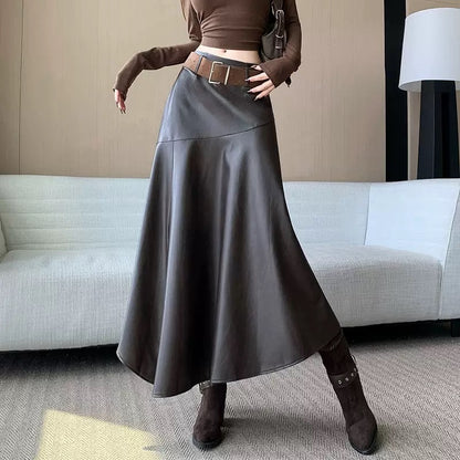 Leather skirt with belt