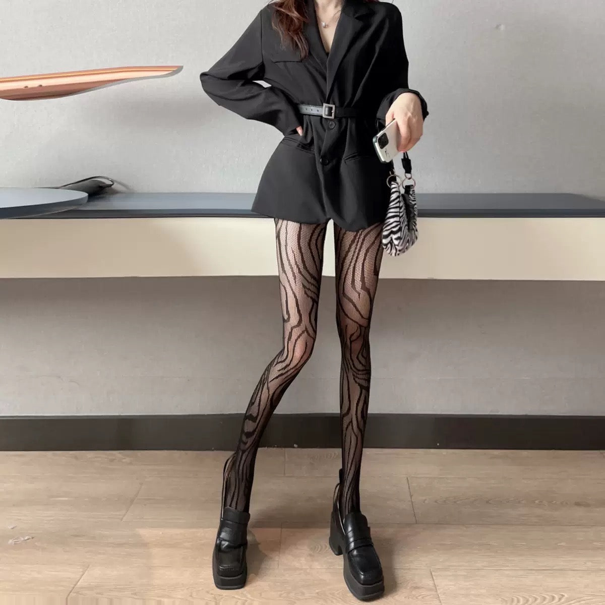 Net stockings women's summer thin leopard print bottoming pantyhose trend Sexy Slim legs Europe and the United States