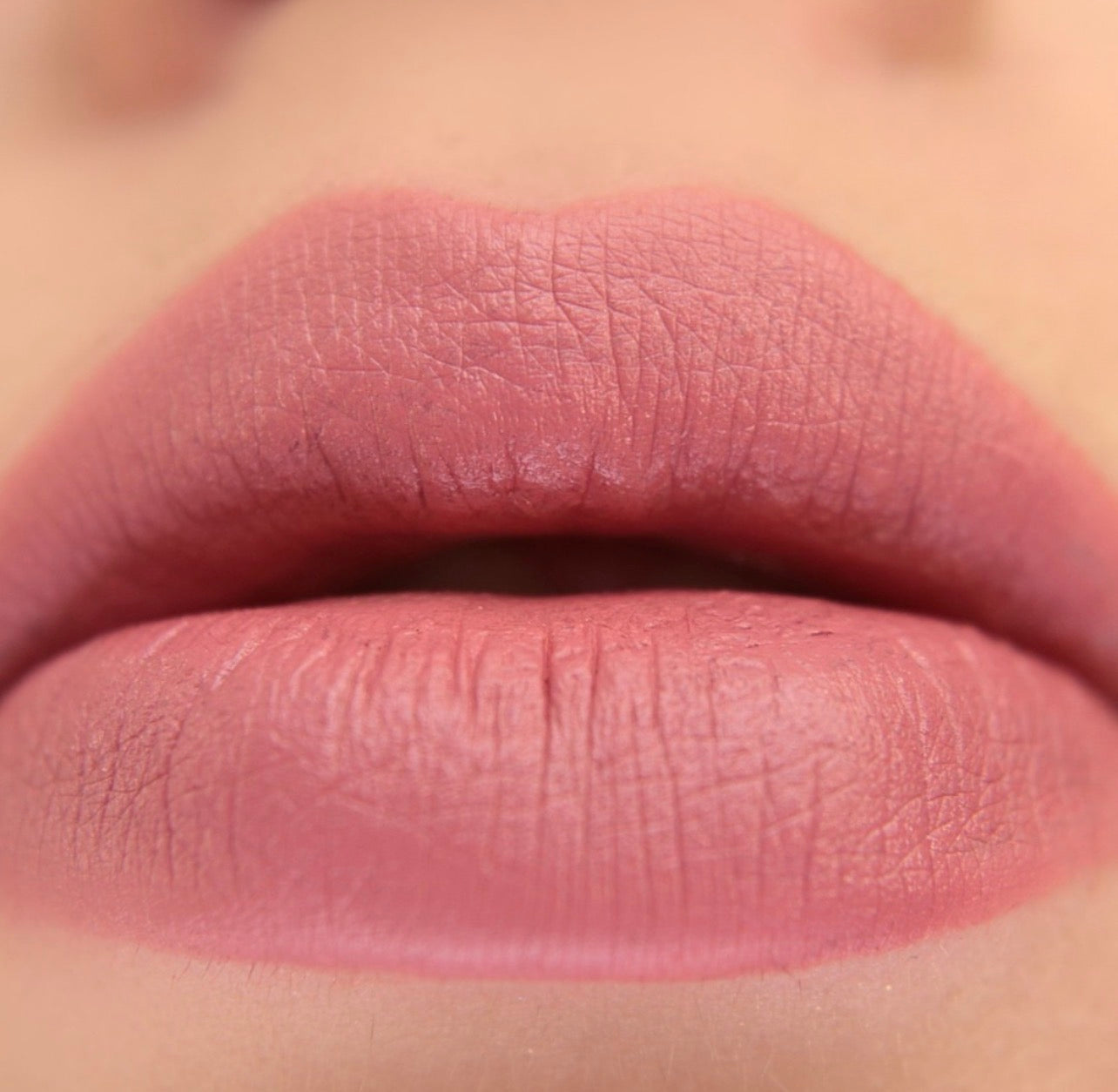 WIBO FITFREAK SWEAT PROOF DUO LIPS
