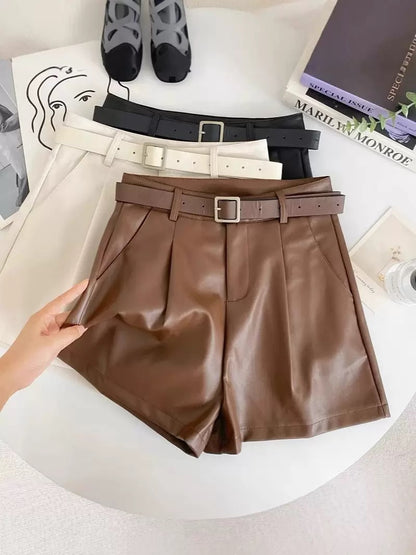 Leather shorts with belt