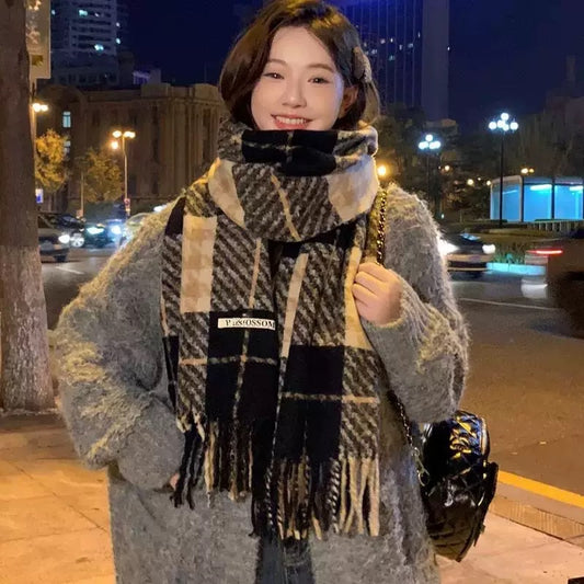 New trendy scarves