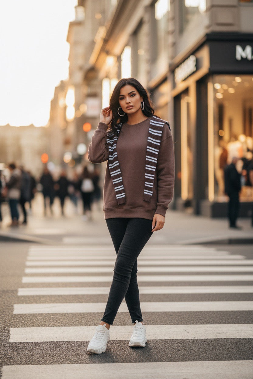 Wool top with scraf