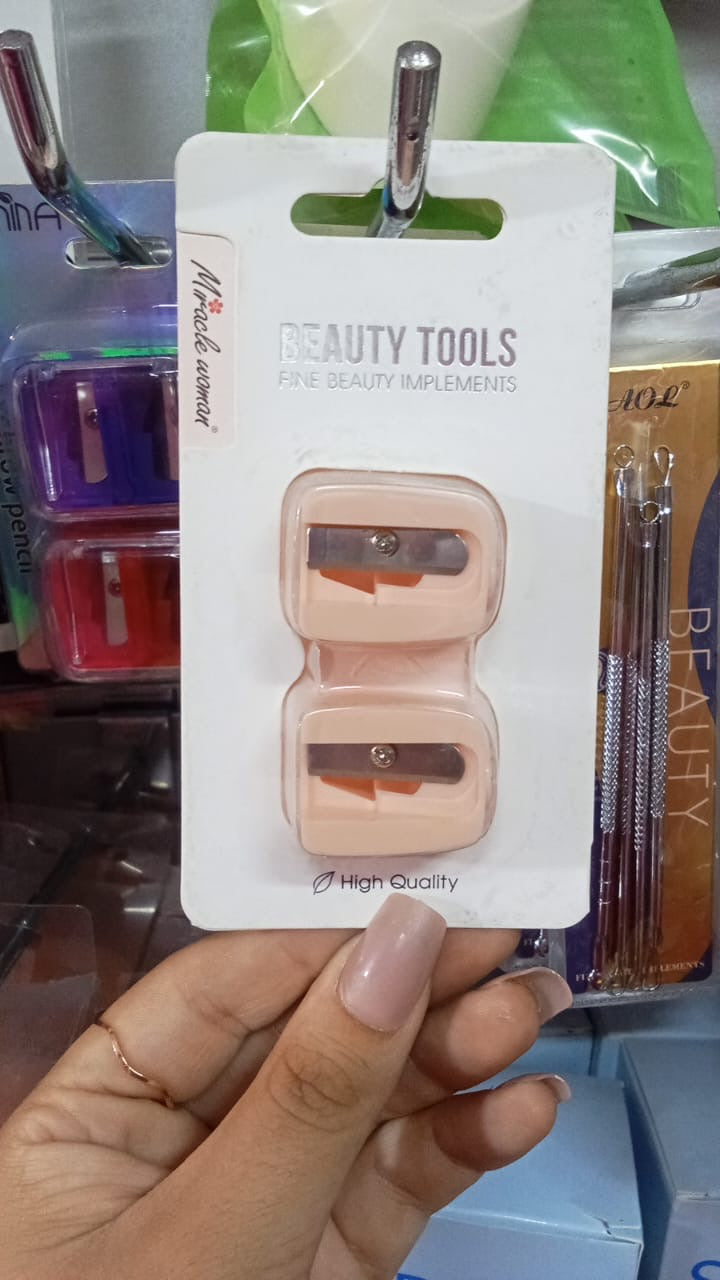 Eye pencil sharpner 2 pieces