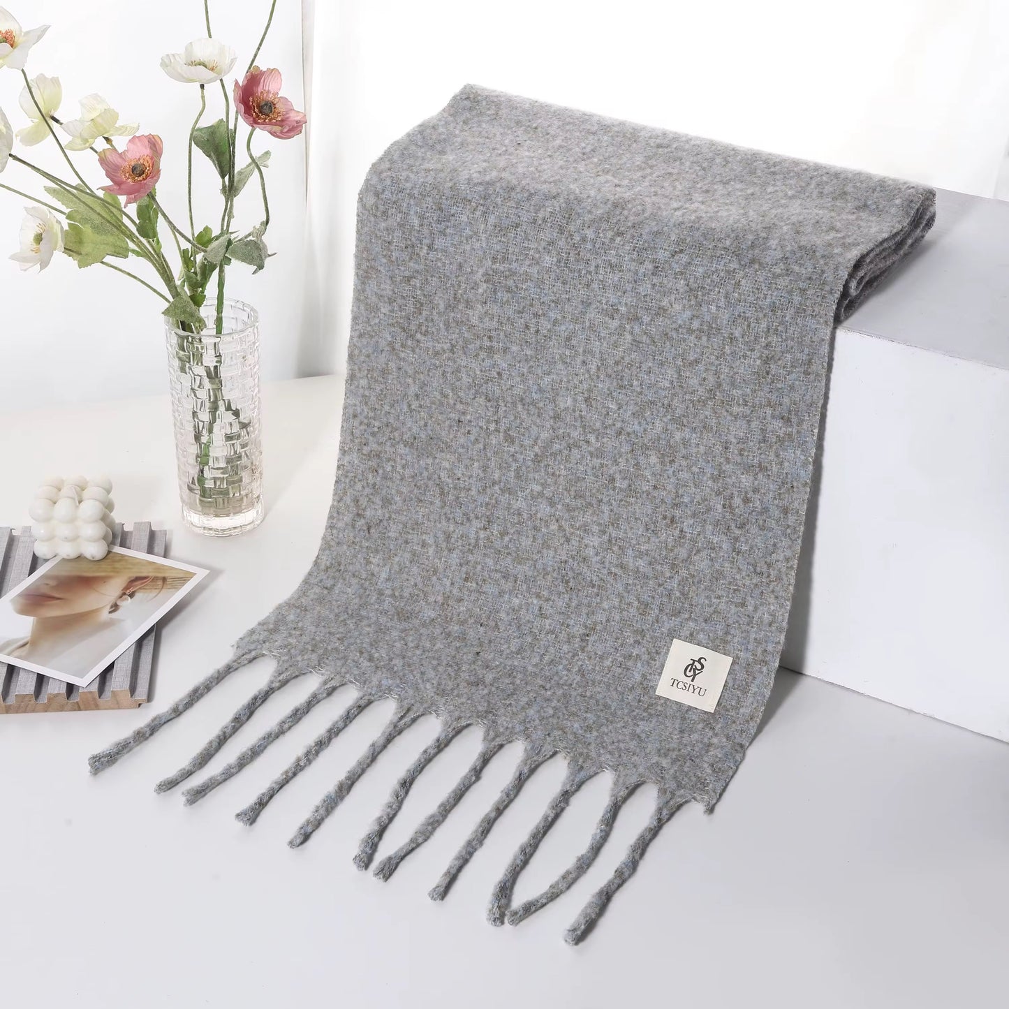 New Trendy scarves